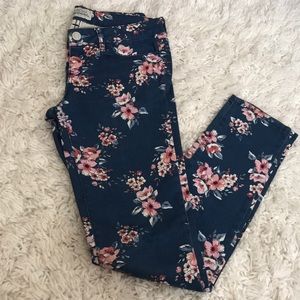 Floral print skinny jeans